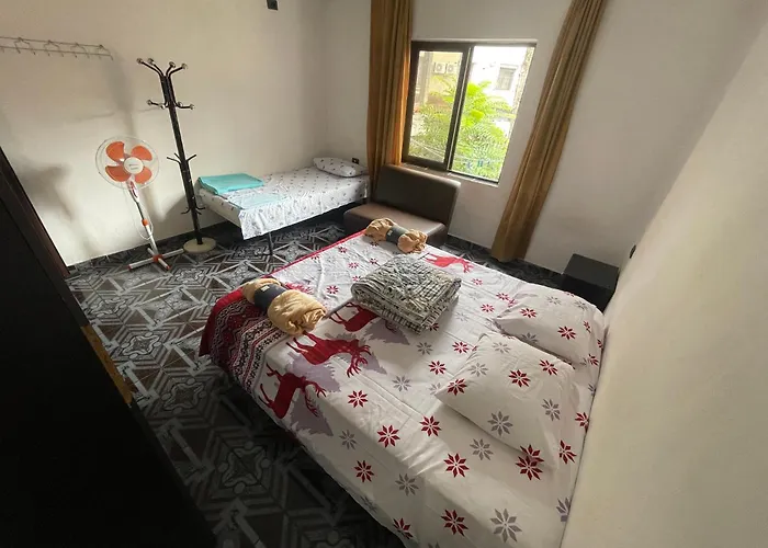 民宿 Private Flat In House 17 *