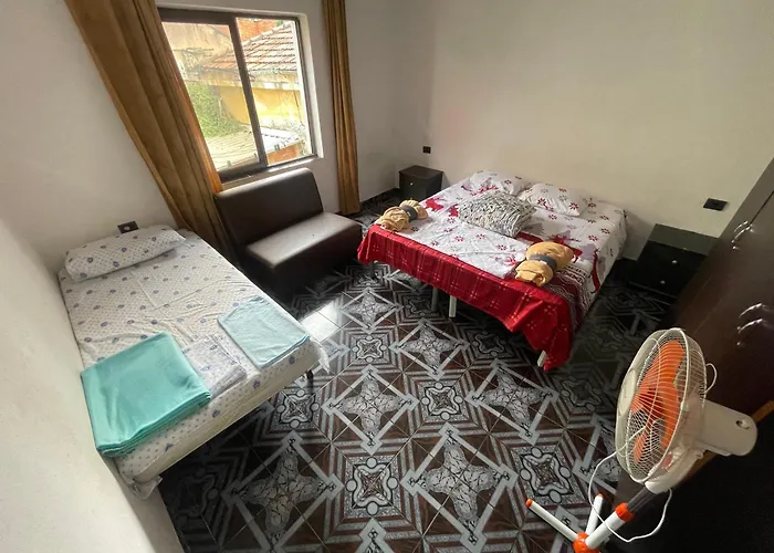 Private Flat In House 17